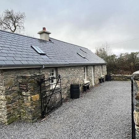 Newly Renovated Stone Cottage Located 2.5 Miles From Killarney Town Teernaboul Eksteriør bilde