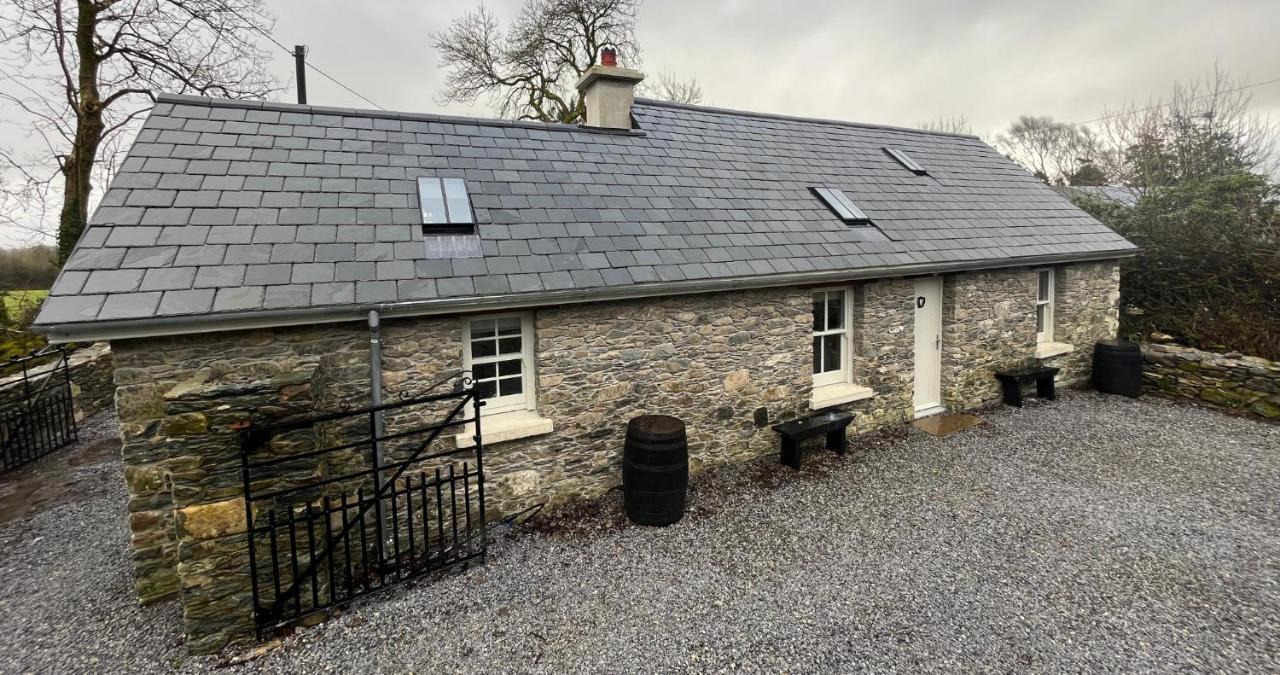 Newly Renovated Stone Cottage Located 2.5 Miles From Killarney Town Teernaboul Eksteriør bilde