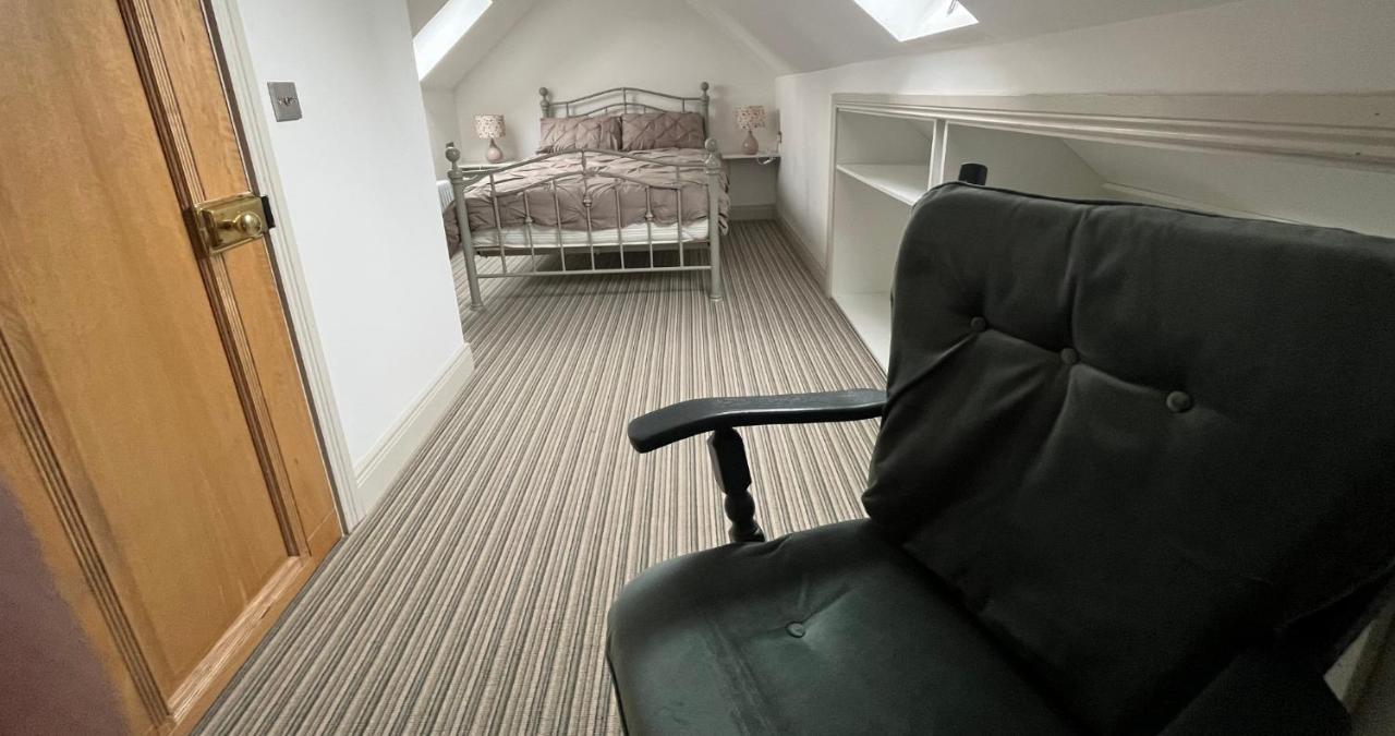 Newly Renovated Stone Cottage Located 2.5 Miles From Killarney Town Teernaboul Eksteriør bilde